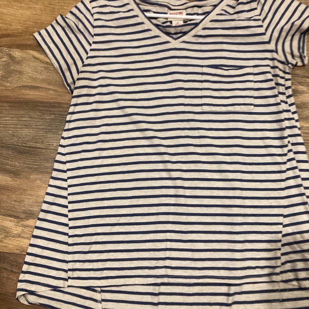 Longer t shirt